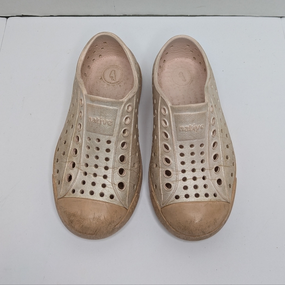 Native Water Shoe 9T - Picture 2 of 7